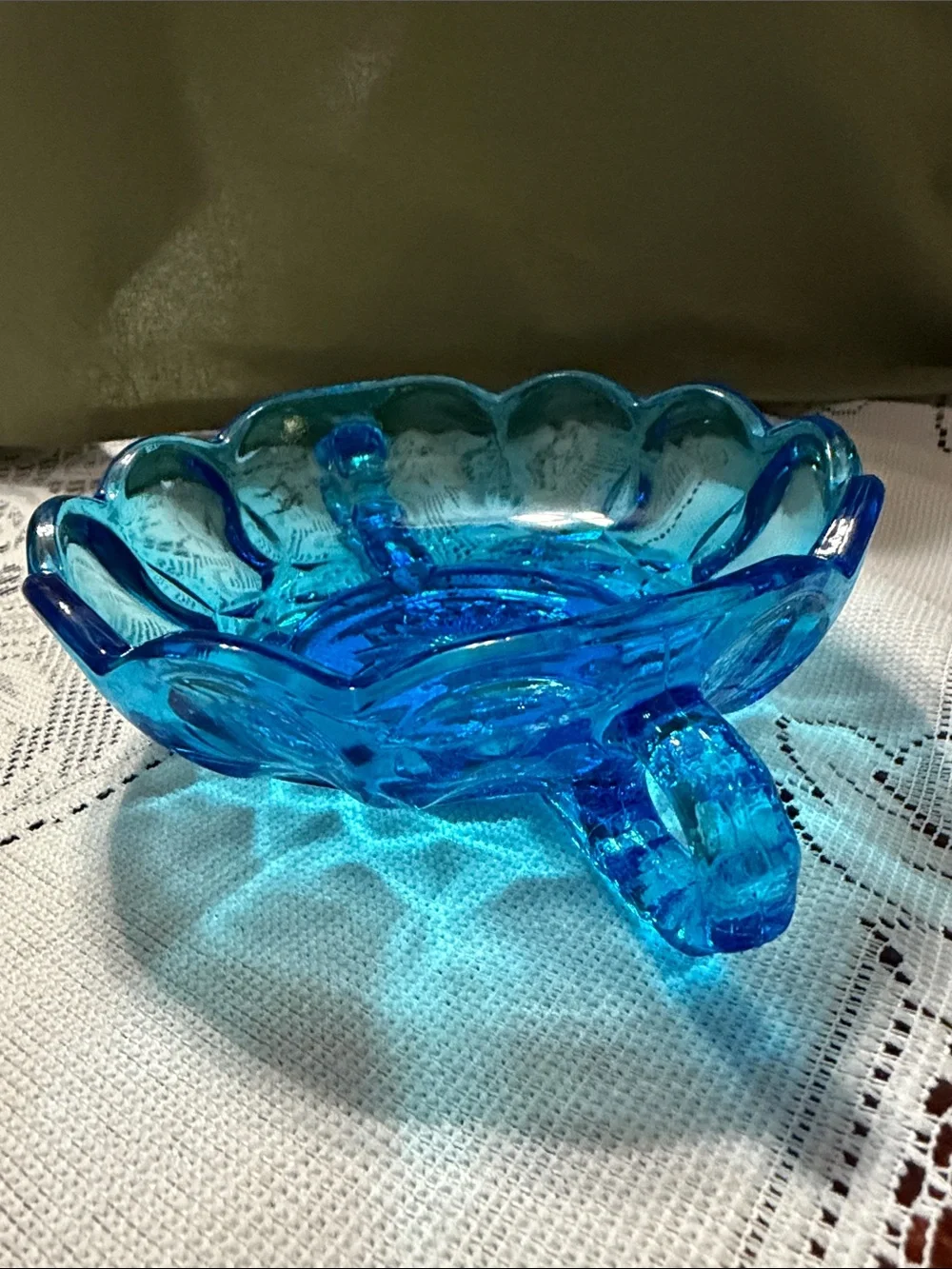 Vintage double handled Blue Glass Thumbprint pattern Candy Dish